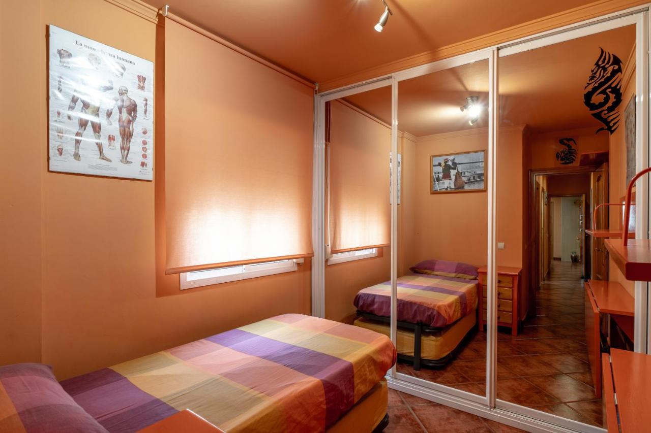 Апартаменты Acogedor Apartamento Centro Ciudad, 1M Playa, Terraza Фуэнхирола Экстерьер фото